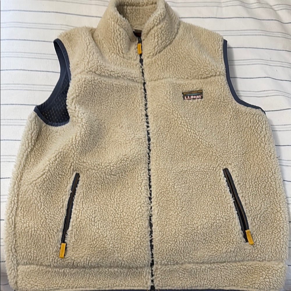 L.L. Bean Men’s Fleece Vest - Cream and Black